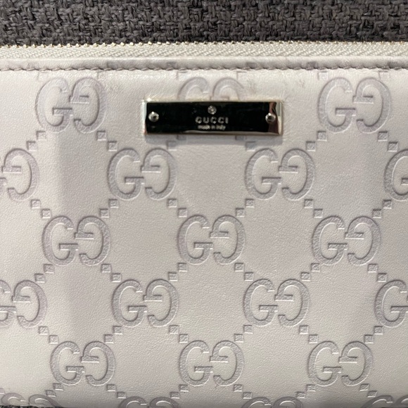 Authentic Gucci Guccissima Ivory Leather long zip around wallet - Picture 16 of 16
